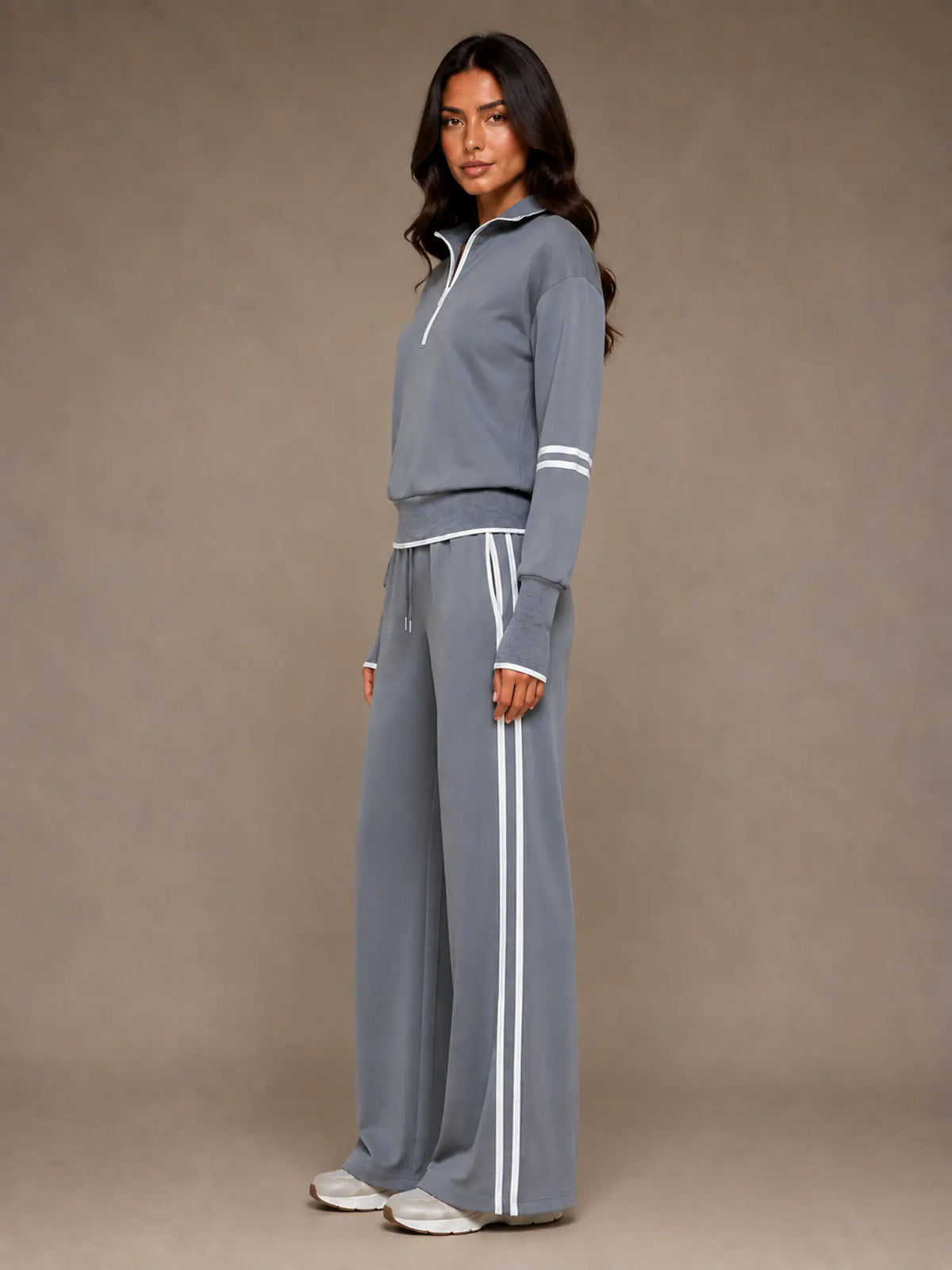 Women's Half-Zip Lounge Set – Relaxed Wide Leg Style in Dark Grey – Side view