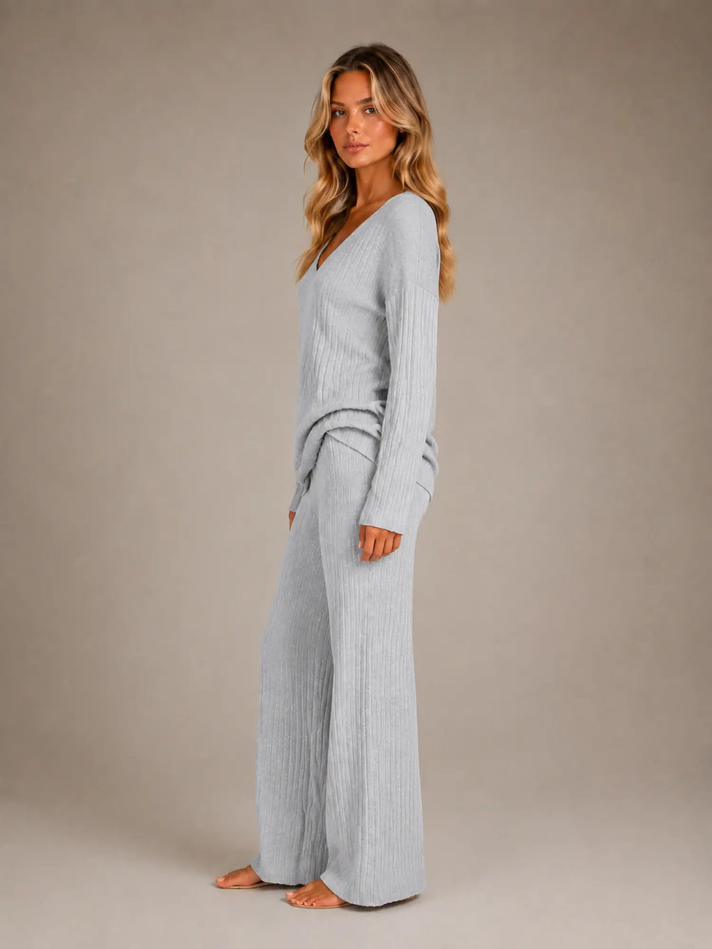 Women's Ribbed Lounge Set – V-Neck & Wide Leg in Grey – Side view