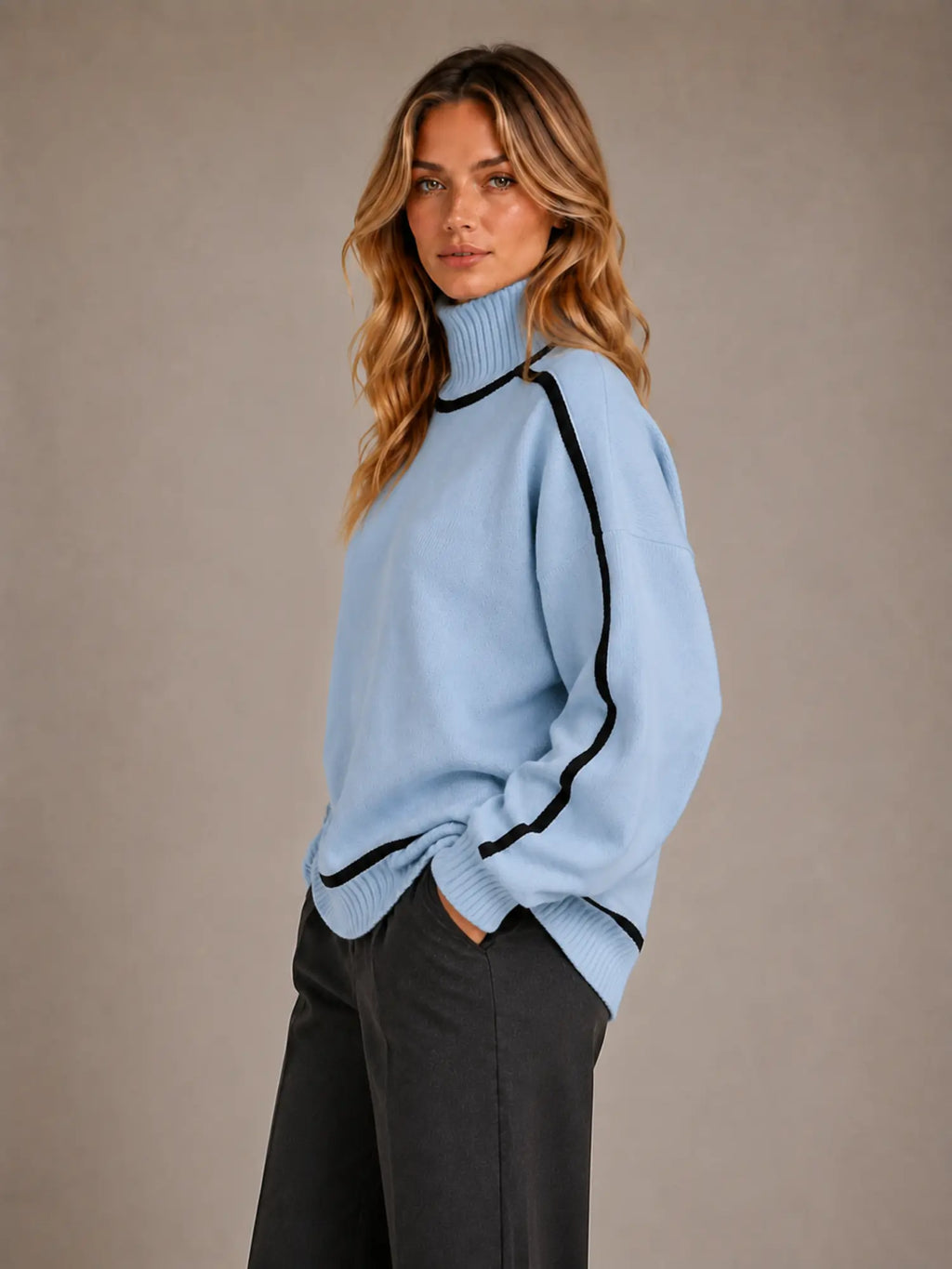 Women's Oversized Roll Neck Jumper – Soft Knit Style in Blue – Side view