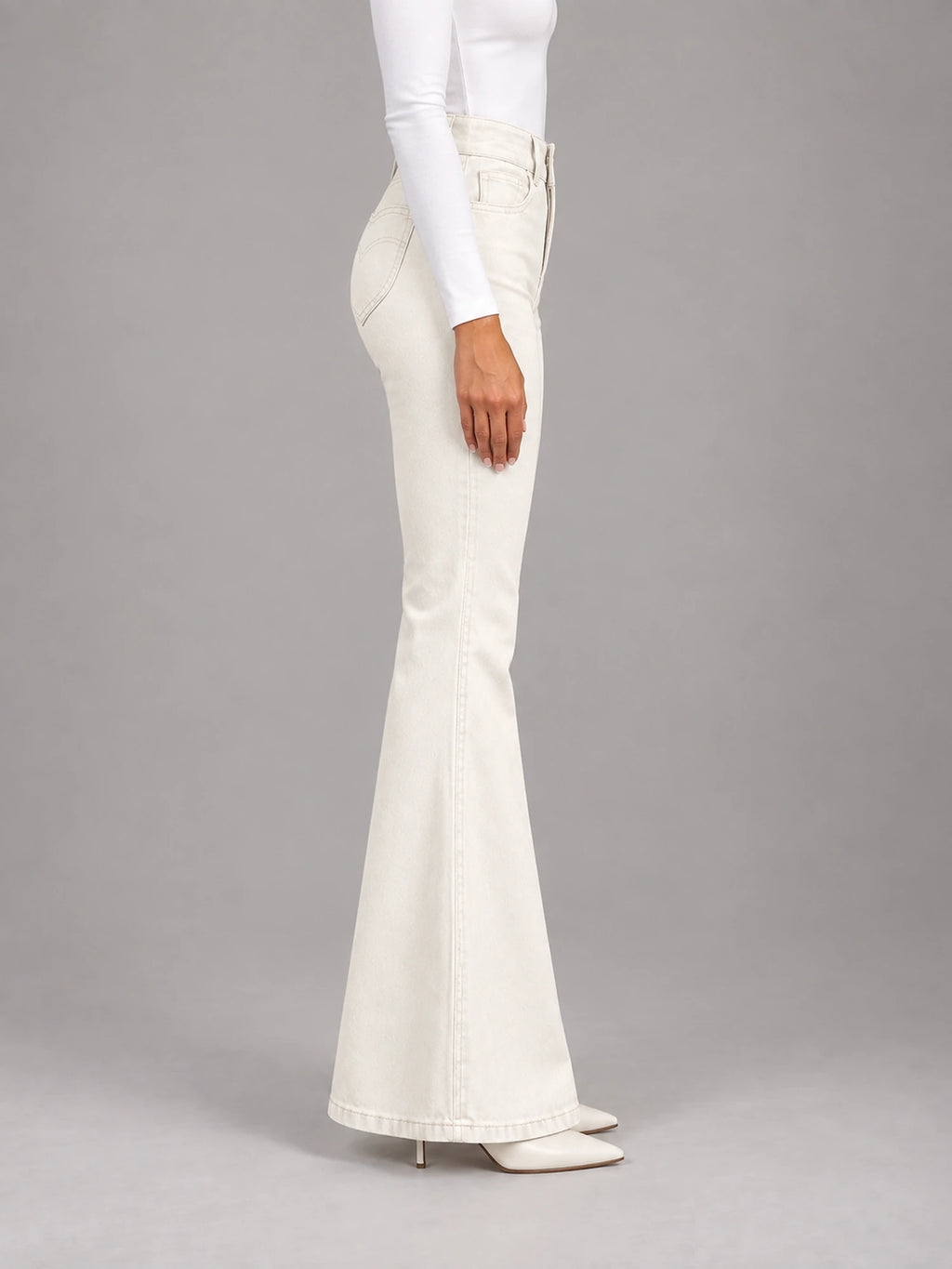 Women's Off-White Flared Jeans – High Rise in Off White — side view