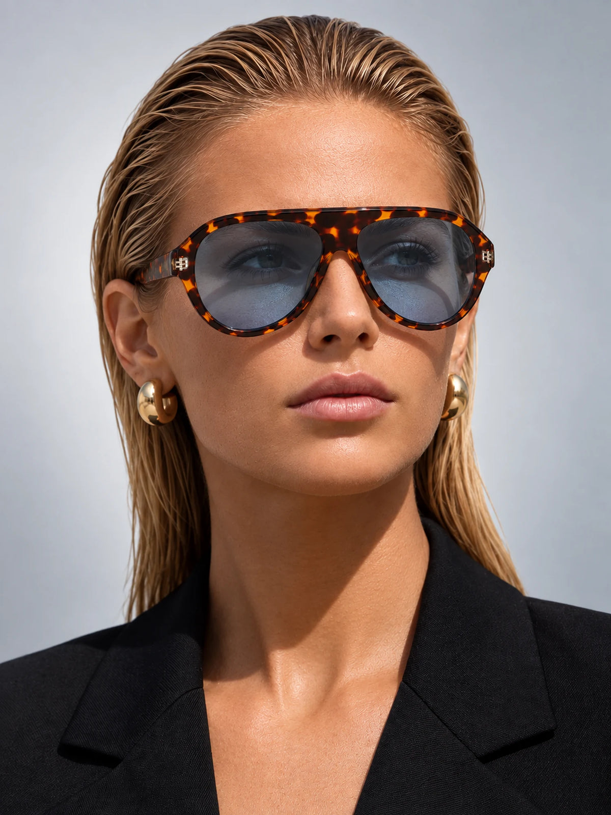 Women's Oversized Pilot Sunglasses – Polarised Lens in Tortoiseshell/Blue — front view