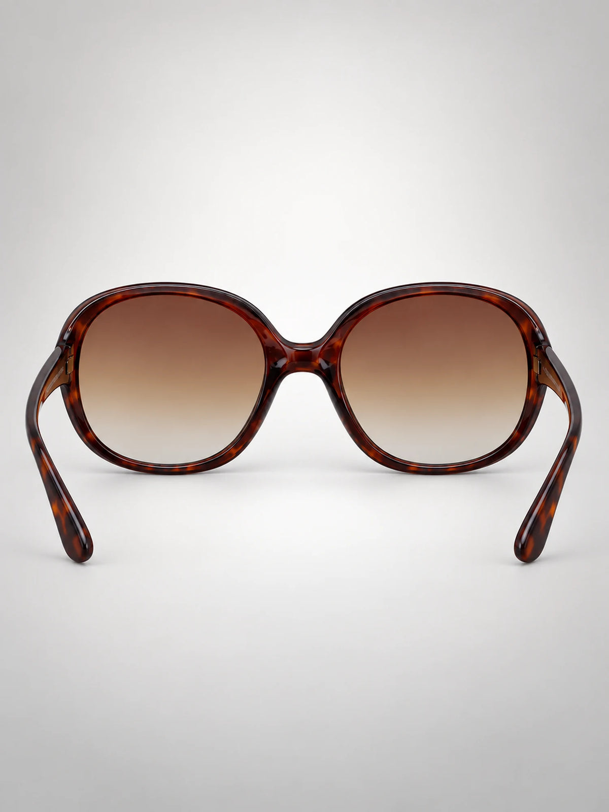 Women's Oversized Round Sunglasses – Gradient Lens in Ivory/Brown — on model