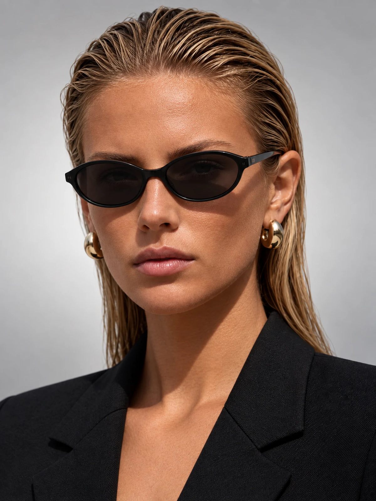 Women's Slim Oval Sunglasses – Retro Cat-Eye Frame in Black — front view
