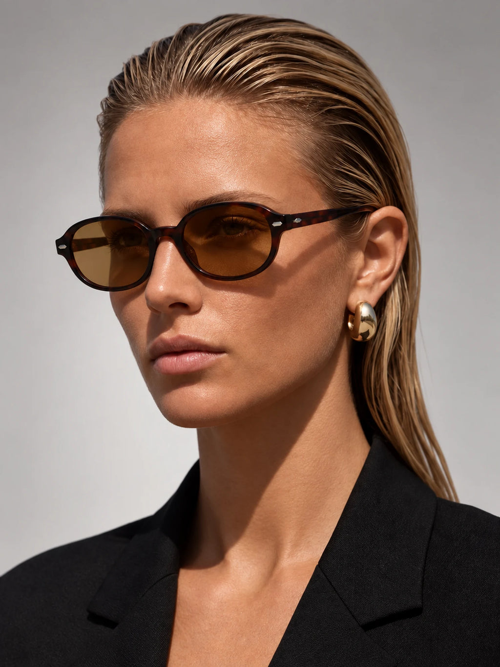 Women's Small Rectangular Sunglasses – Rivet Detail in Tortoiseshell/Brown — on model
