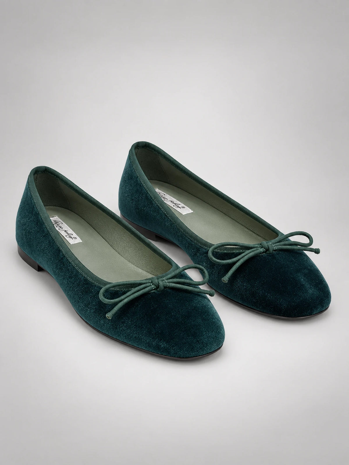Women's Velvet Ballet Flats – Bow Detail in Green — hover view